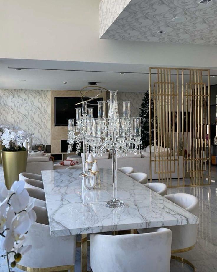 Diningroom Gold