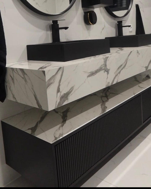 Bathroom DeLuxe