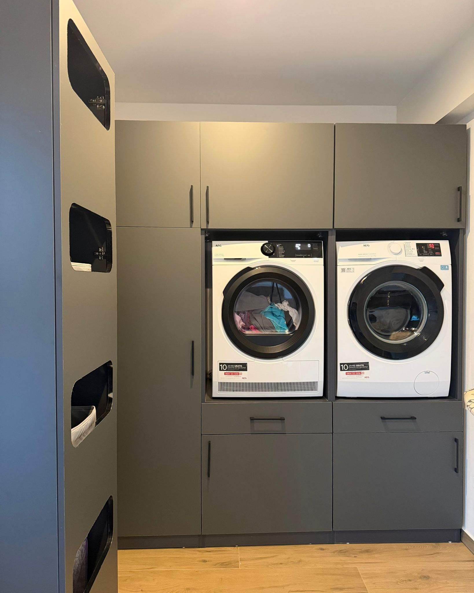 Laundryroom Grey